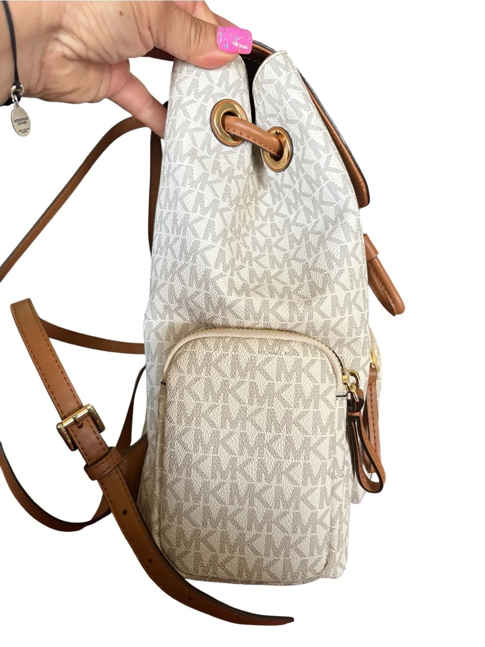 NWT Michael Kors Abbey Large Cargo Signature Backpack in Acorn and Vanilla